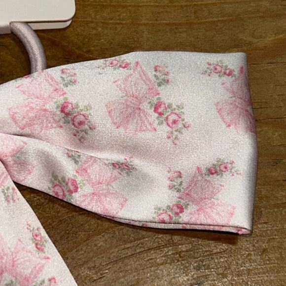 Goody X LoveShackFancy Blue Ruffle Bow Elastic Hair Tie - Rose Beaux - Picture 4 of 4